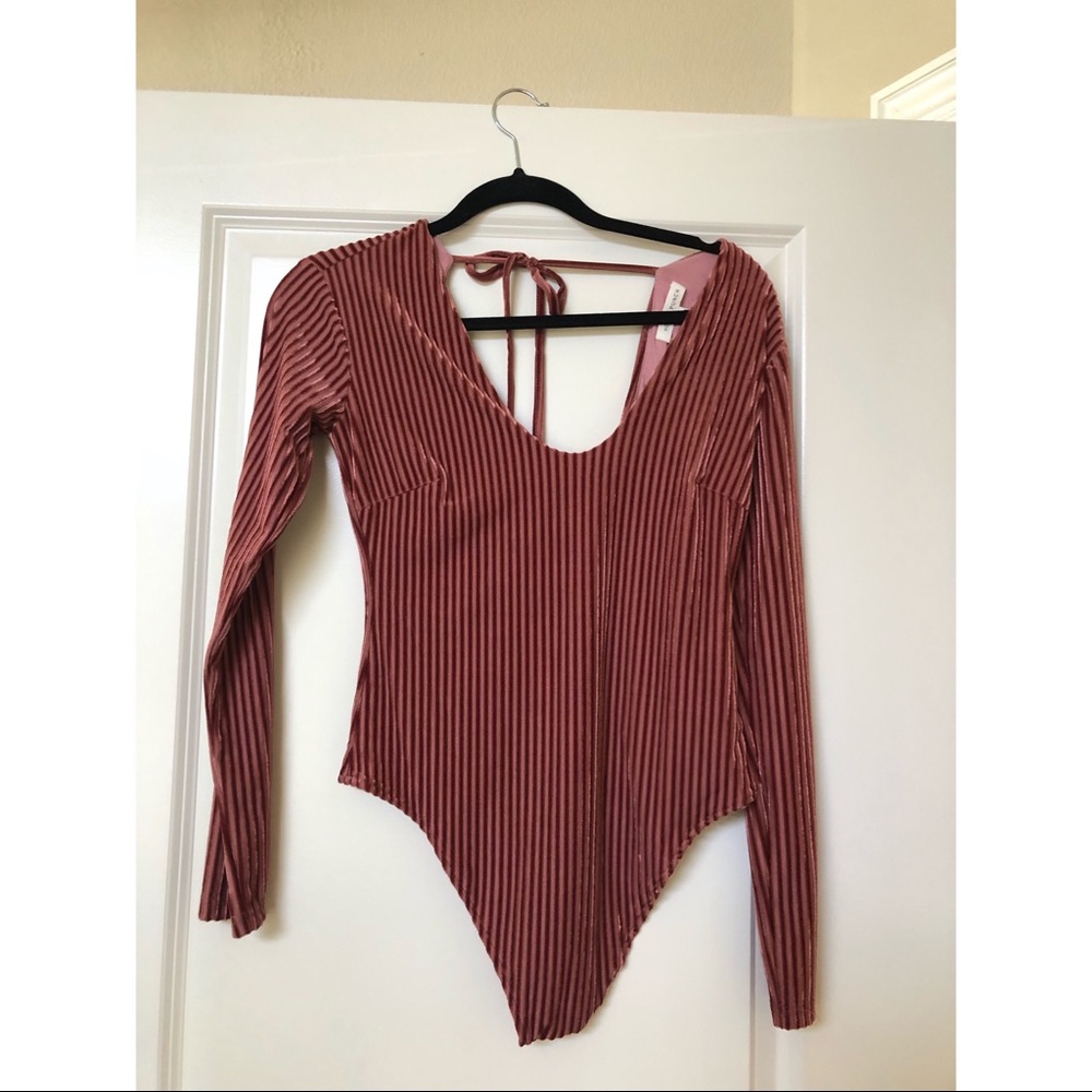 Crushed Velvet Open Back Body Suit